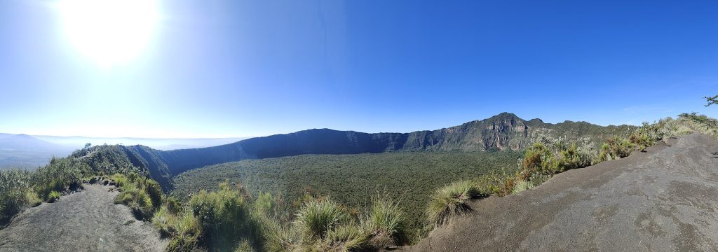 Mt Longonot Hiking Trip safari view 2